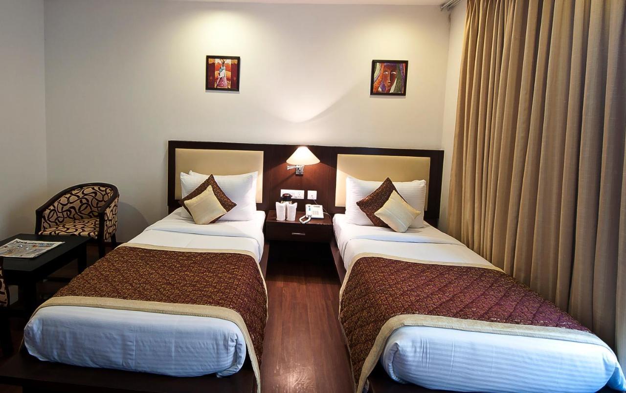 Divine Paradise Tavisha New Delhi Buitenkant foto
