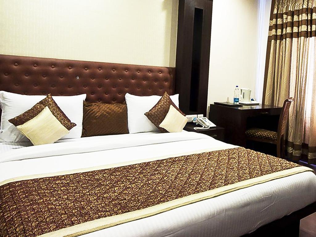 Divine Paradise Tavisha New Delhi Buitenkant foto