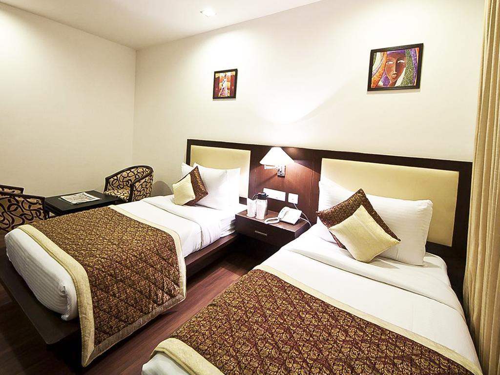 Divine Paradise Tavisha New Delhi Buitenkant foto