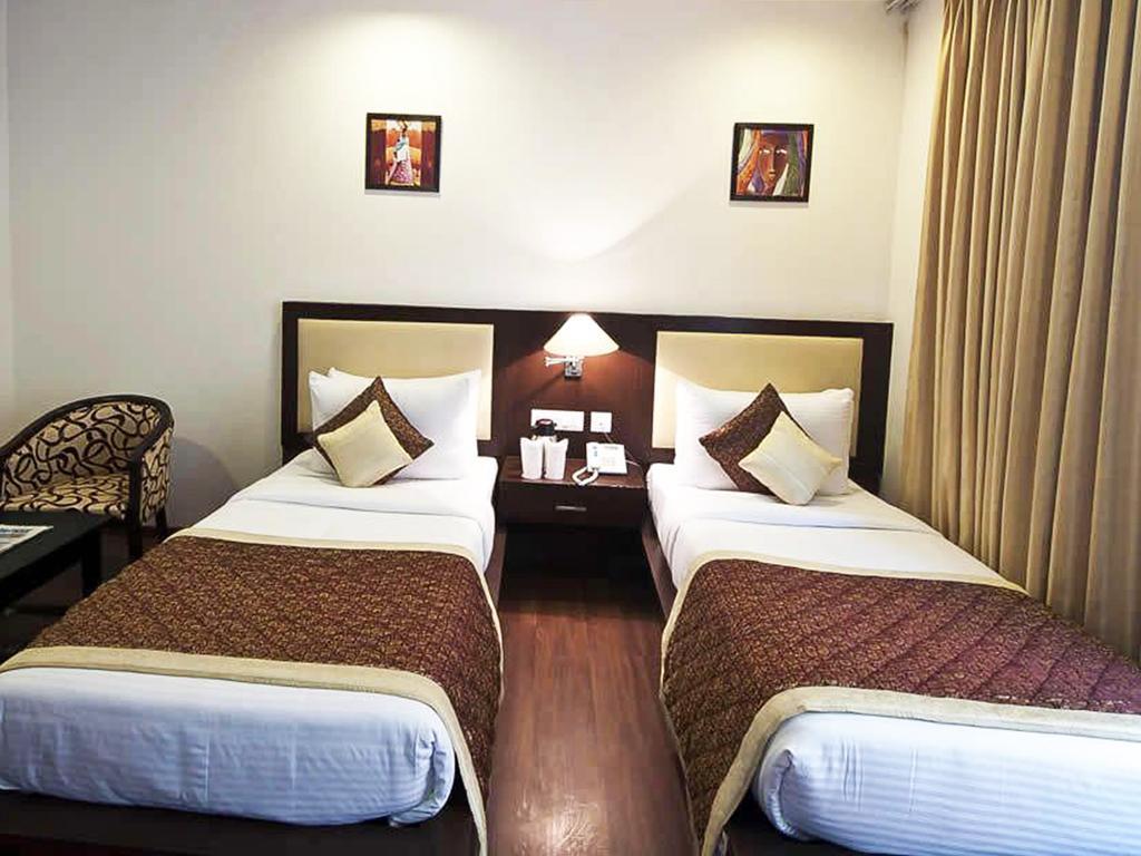 Divine Paradise Tavisha New Delhi Buitenkant foto