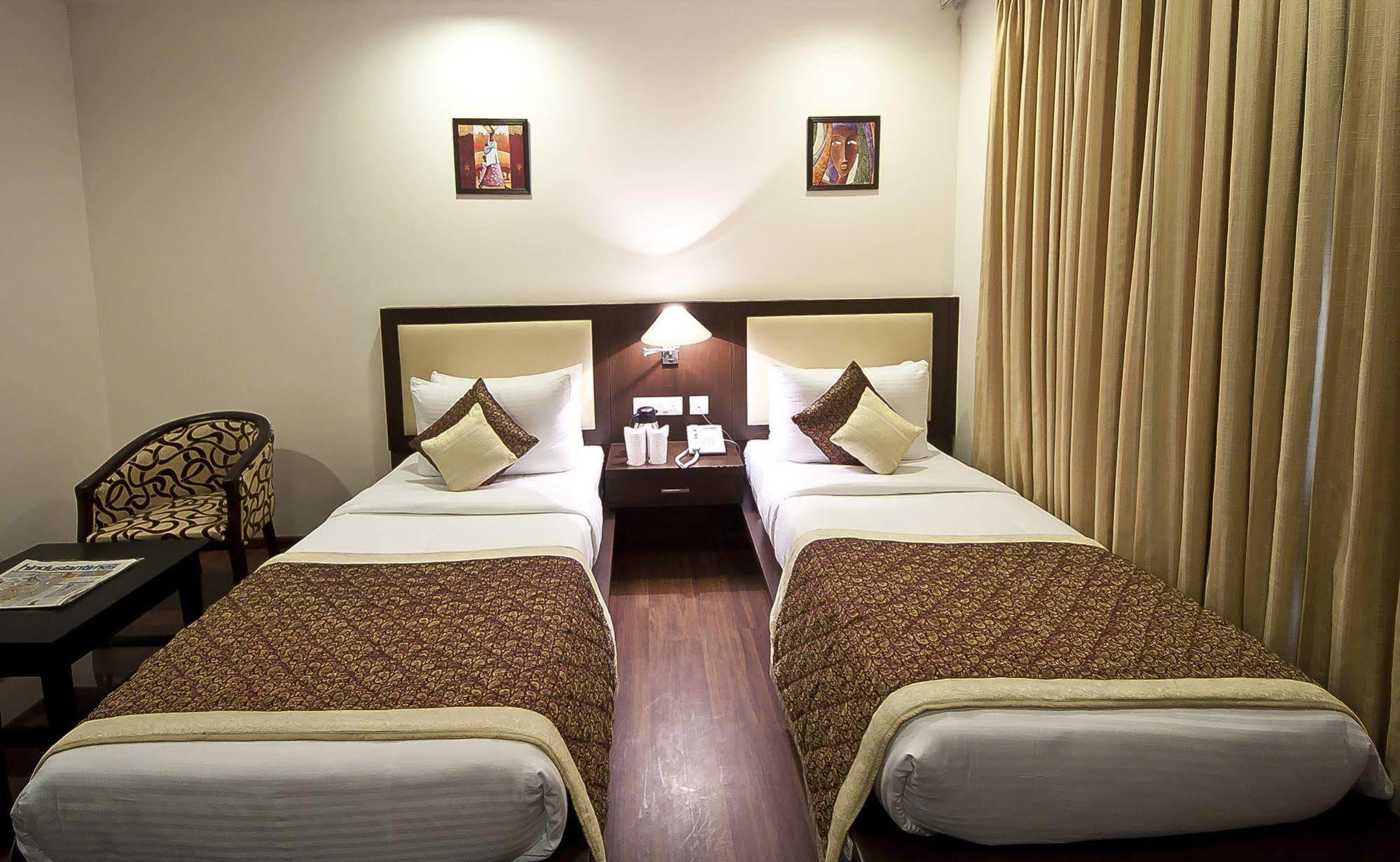 Divine Paradise Tavisha New Delhi Buitenkant foto